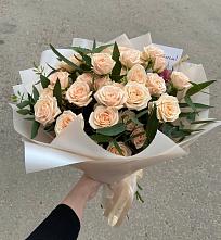 Букет Кремовые розы Латте в Безенчуке